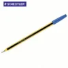 Staedtler Noris Stick 434 Penna A Sfera Stick, Punta Fine, Fusto In Plastica Nero E Giallo, Inchiostro Blu (confezione 20 Pezzi)